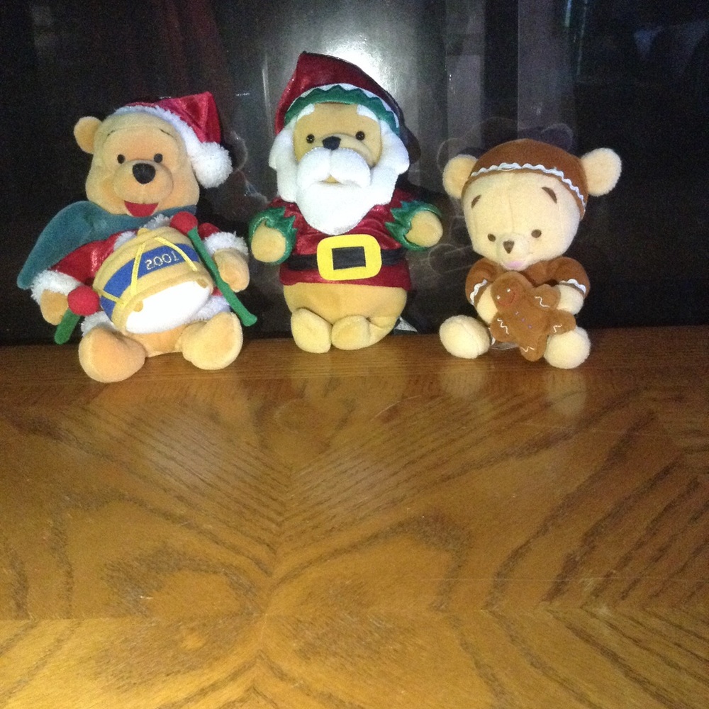 3 pooh bear beanies
